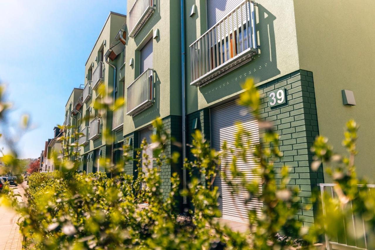 Modern-Living Stadt-Appartement Mitte Билефелд Екстериор снимка