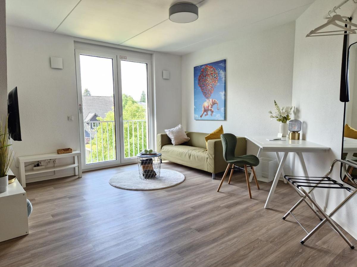 Modern-Living Stadt-Appartement Mitte Билефелд Екстериор снимка